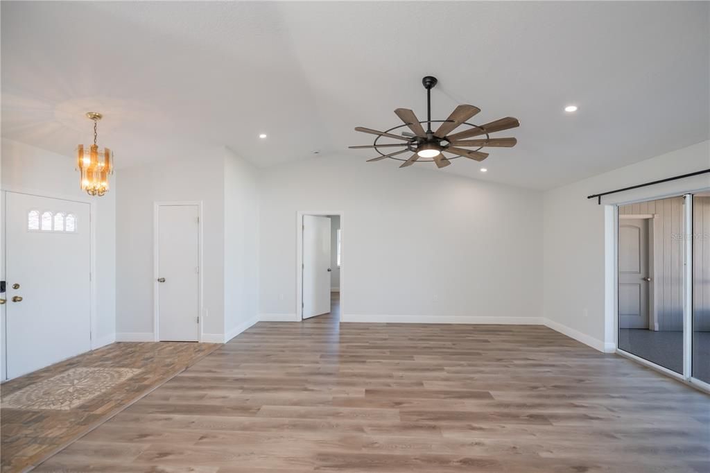 For Sale: $412,000 (3 beds, 2 baths, 1957 Square Feet)