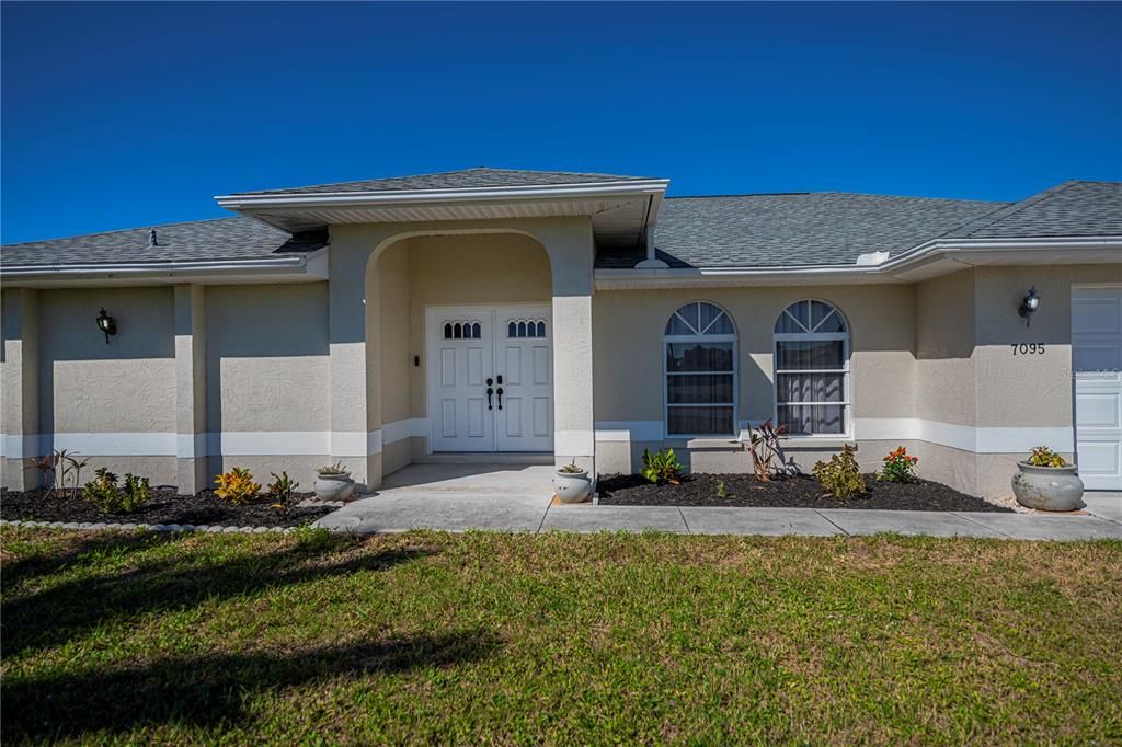 For Sale: $412,000 (3 beds, 2 baths, 1957 Square Feet)