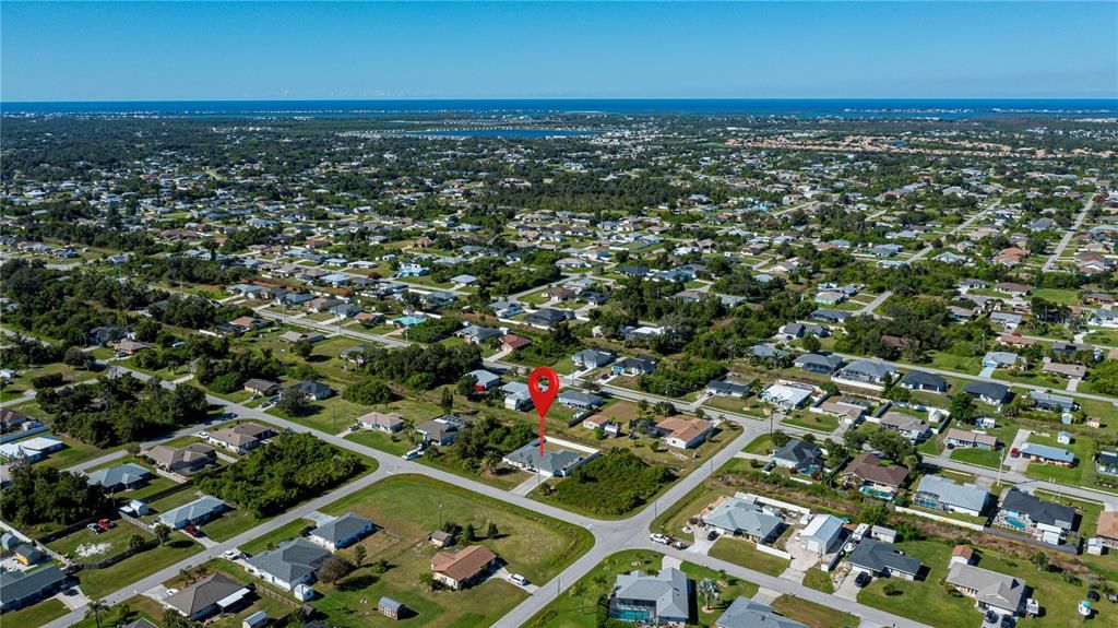 For Sale: $412,000 (3 beds, 2 baths, 1957 Square Feet)