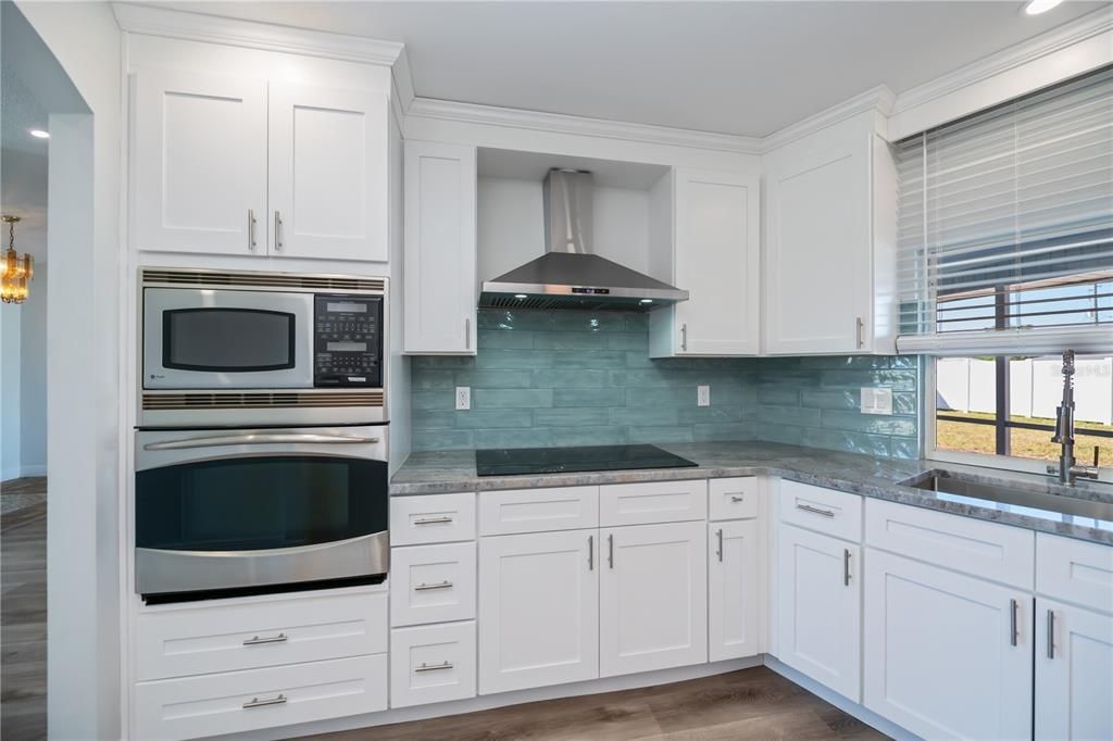 For Sale: $412,000 (3 beds, 2 baths, 1957 Square Feet)