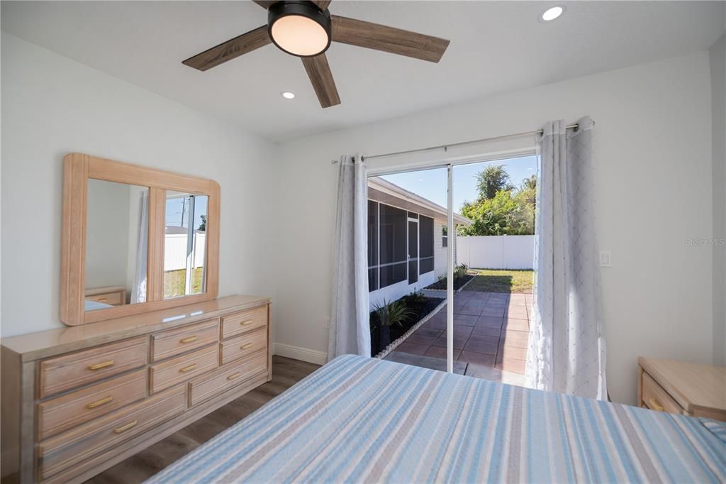 For Sale: $412,000 (3 beds, 2 baths, 1957 Square Feet)