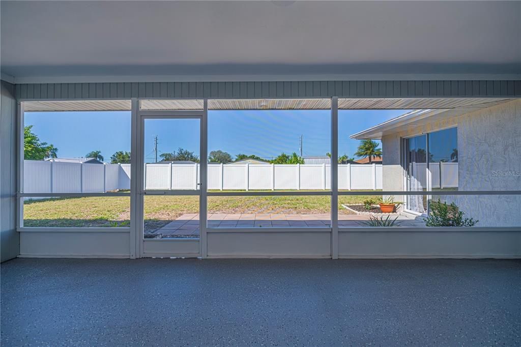 For Sale: $412,000 (3 beds, 2 baths, 1957 Square Feet)