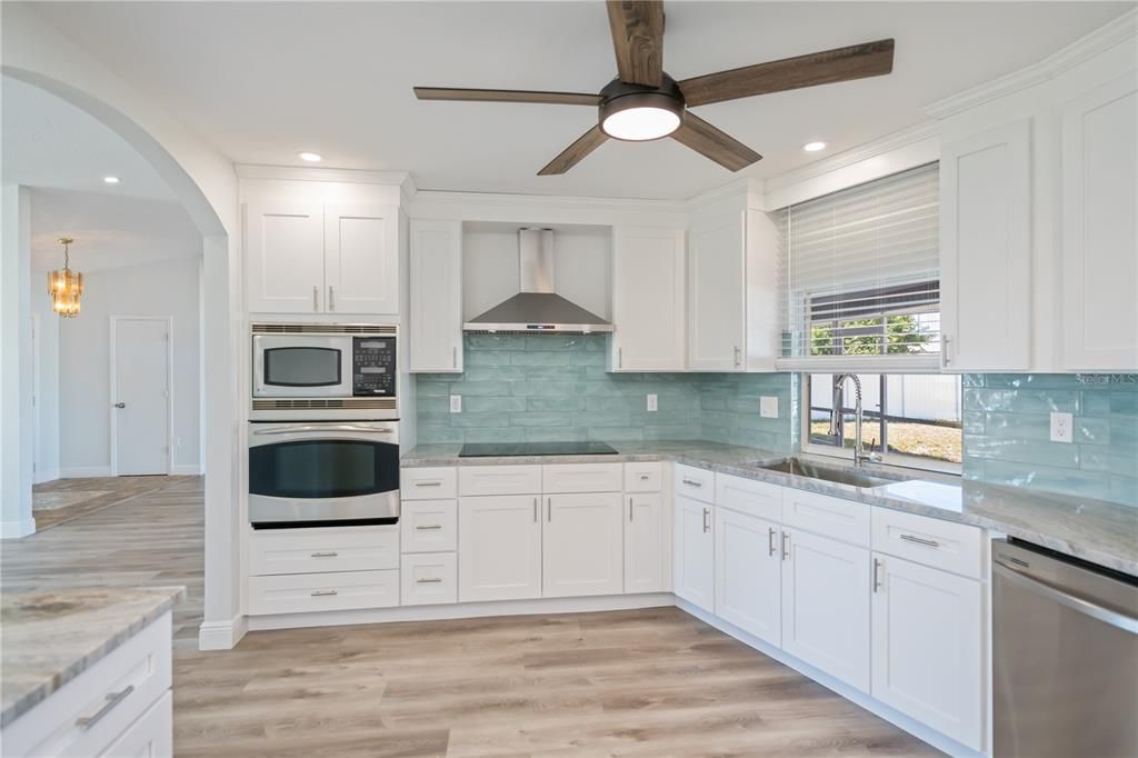 For Sale: $412,000 (3 beds, 2 baths, 1957 Square Feet)