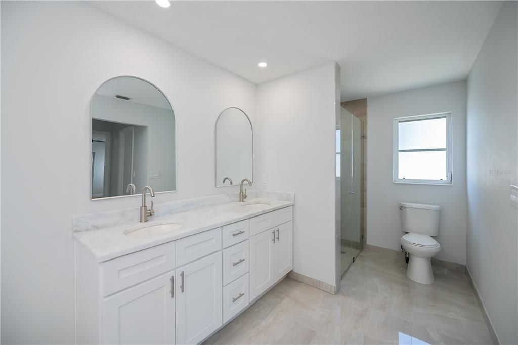 For Sale: $412,000 (3 beds, 2 baths, 1957 Square Feet)