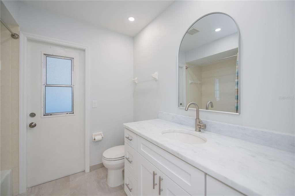 For Sale: $412,000 (3 beds, 2 baths, 1957 Square Feet)