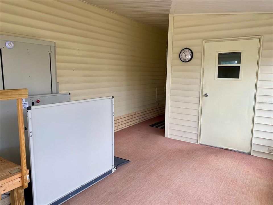 待售: $179,900 (2 贝兹, 2 浴室, 1226 平方英尺)