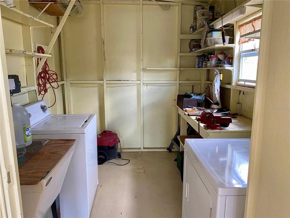 待售: $179,900 (2 贝兹, 2 浴室, 1226 平方英尺)