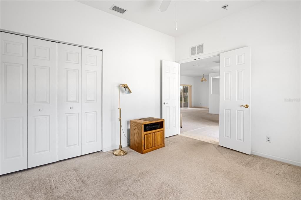 На продажу: $254,900 (3 спален, 2 ванн, 1514 Квадратных фут)