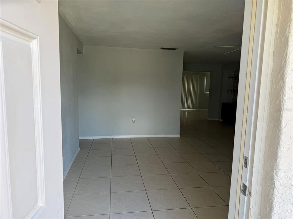 For Rent: $1,650 (2 beds, 2 baths, 1425 Square Feet)