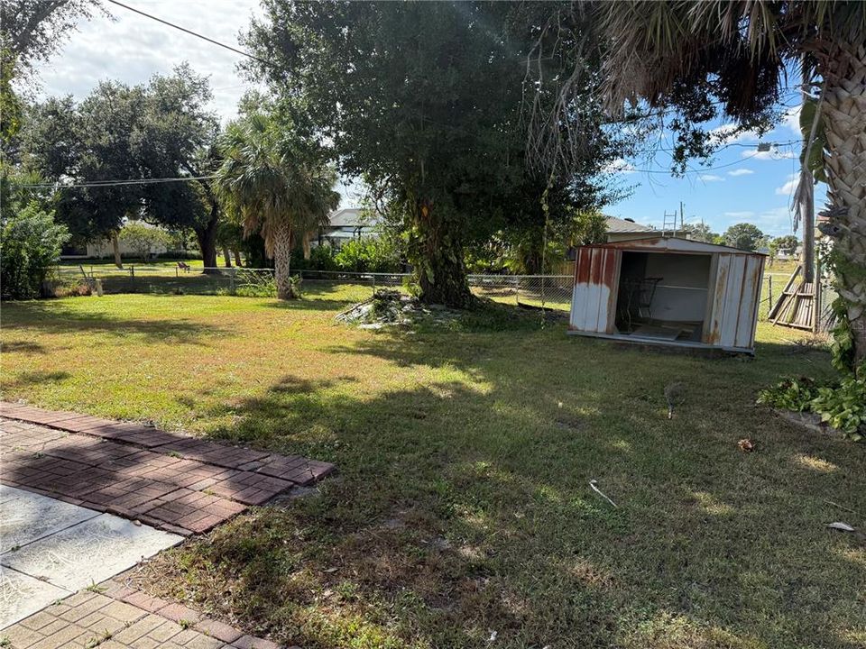 For Rent: $1,650 (2 beds, 2 baths, 1425 Square Feet)