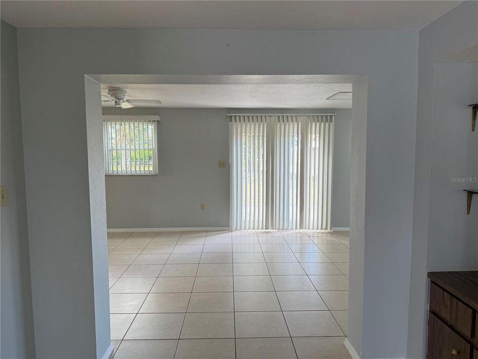 For Rent: $1,650 (2 beds, 2 baths, 1425 Square Feet)