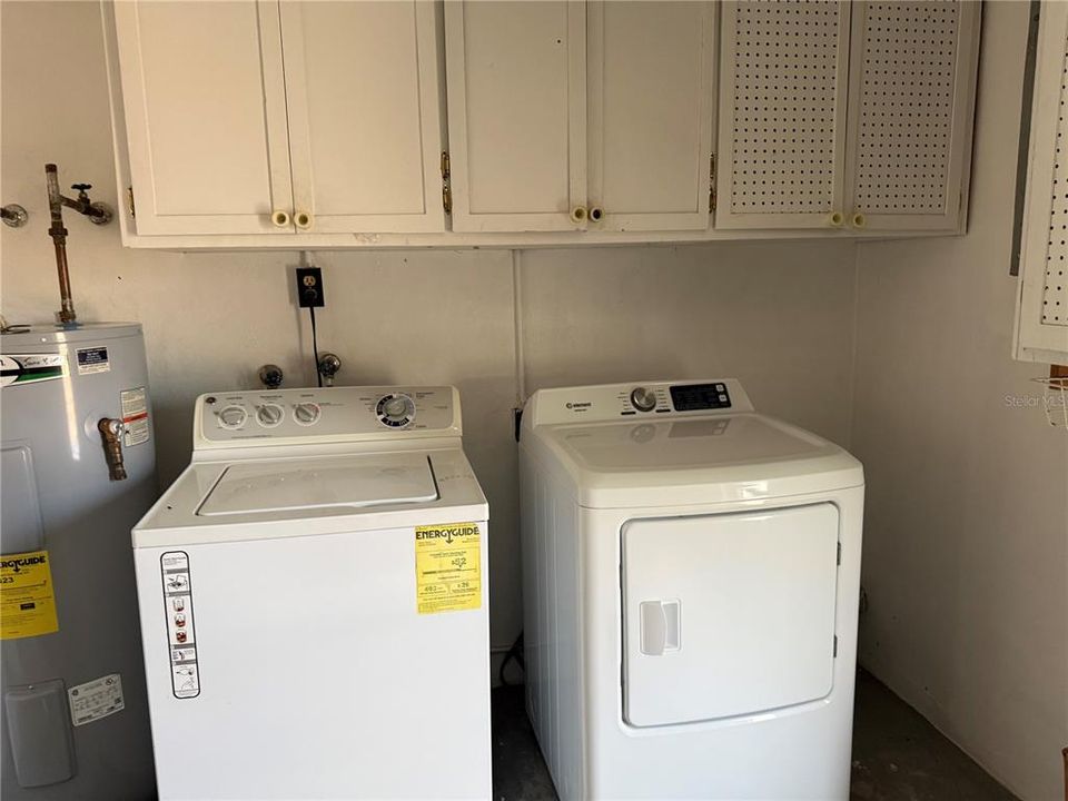 For Rent: $1,650 (2 beds, 2 baths, 1425 Square Feet)