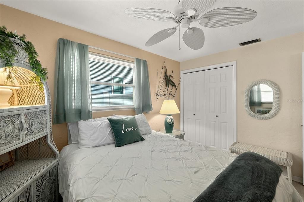 En Venta: $789,000 (3 camas, 2 baños, 1227 Pies cuadrados)