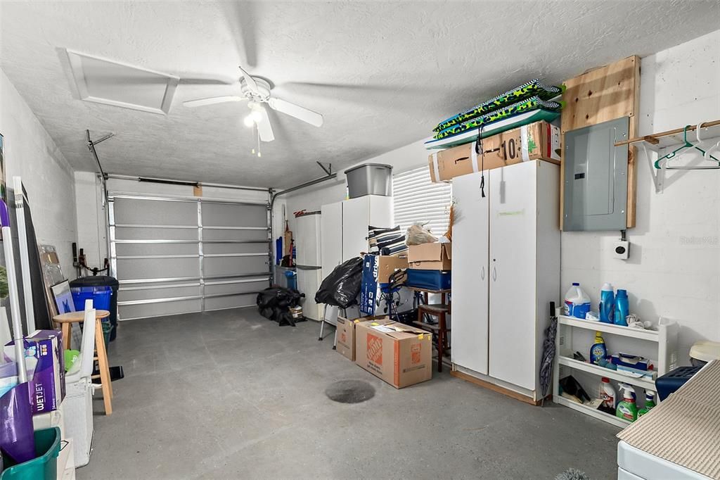 En Venta: $789,000 (3 camas, 2 baños, 1227 Pies cuadrados)