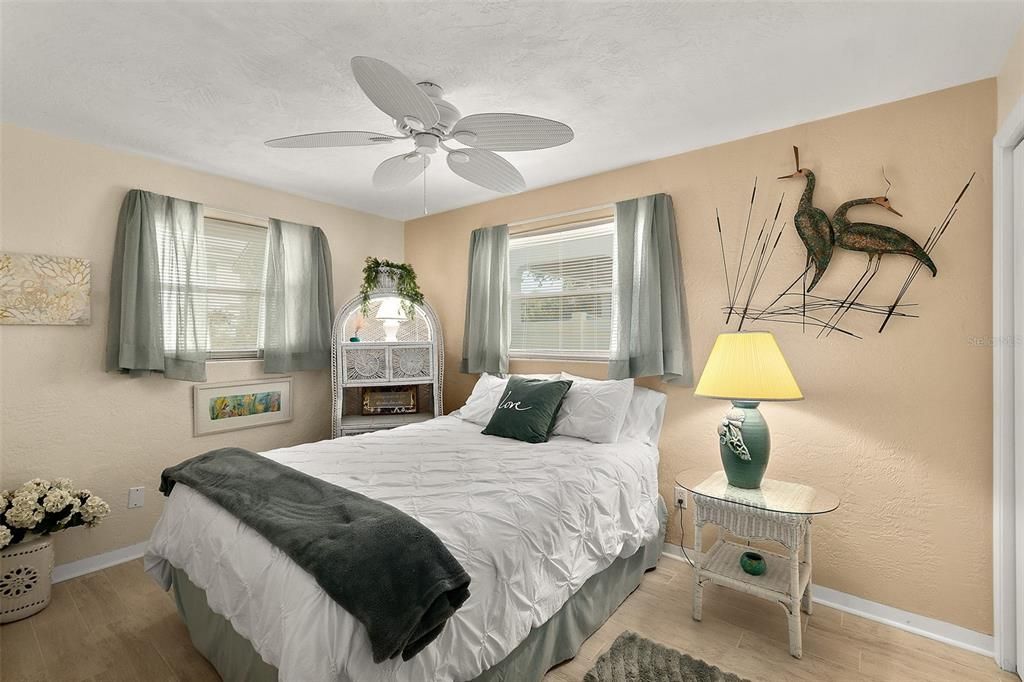 En Venta: $789,000 (3 camas, 2 baños, 1227 Pies cuadrados)