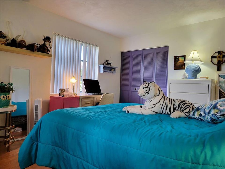 待售: $205,000 (2 贝兹, 2 浴室, 1494 平方英尺)