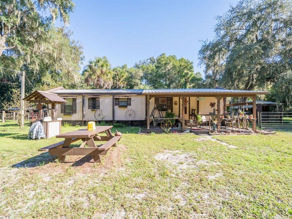 待售: $170,000 (2 贝兹, 1 浴室, 756 平方英尺)