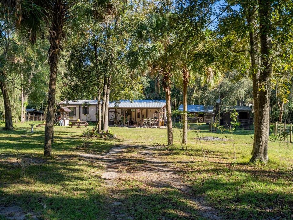 待售: $170,000 (2 贝兹, 1 浴室, 756 平方英尺)