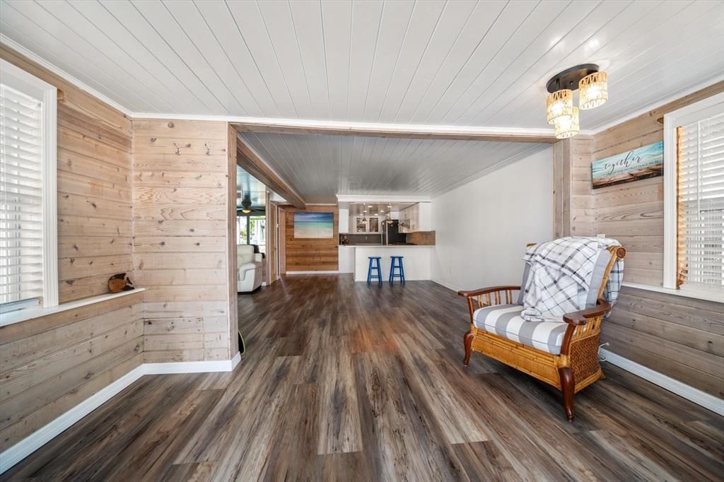 待售: $980,000 (3 贝兹, 4 浴室, 2114 平方英尺)