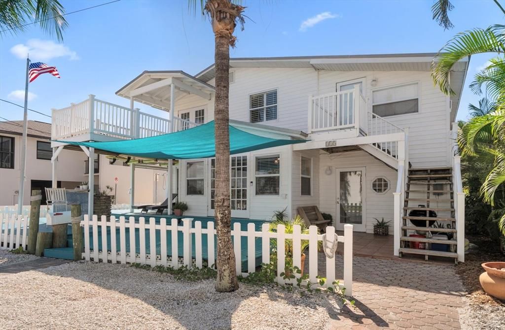 待售: $980,000 (3 贝兹, 4 浴室, 2114 平方英尺)