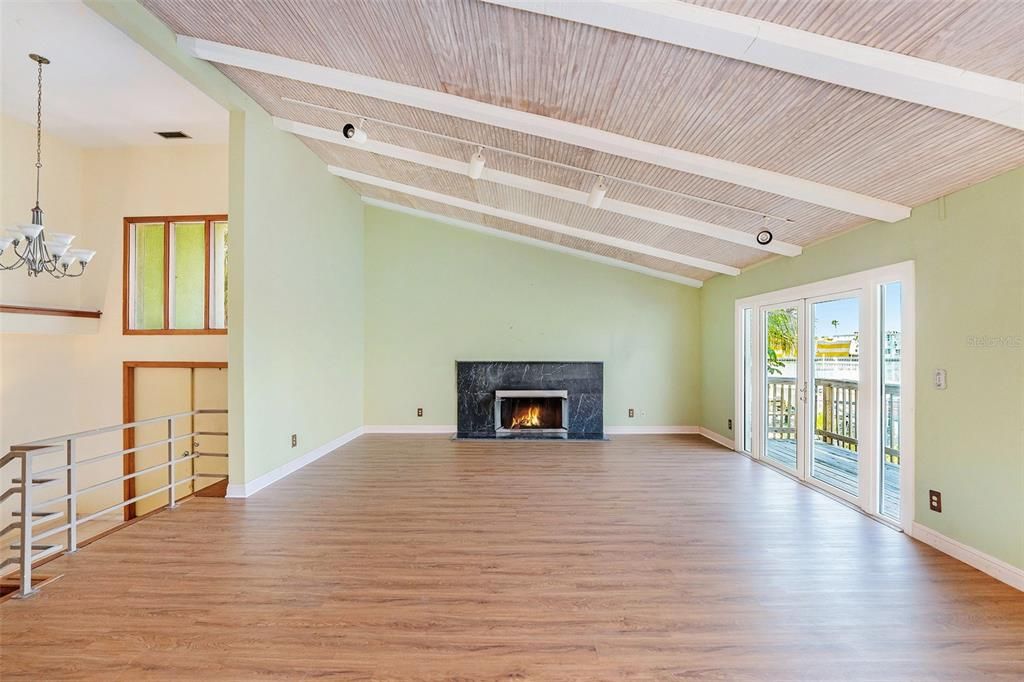 На продажу: $1,599,950 (4 спален, 3 ванн, 3622 Квадратных фут)