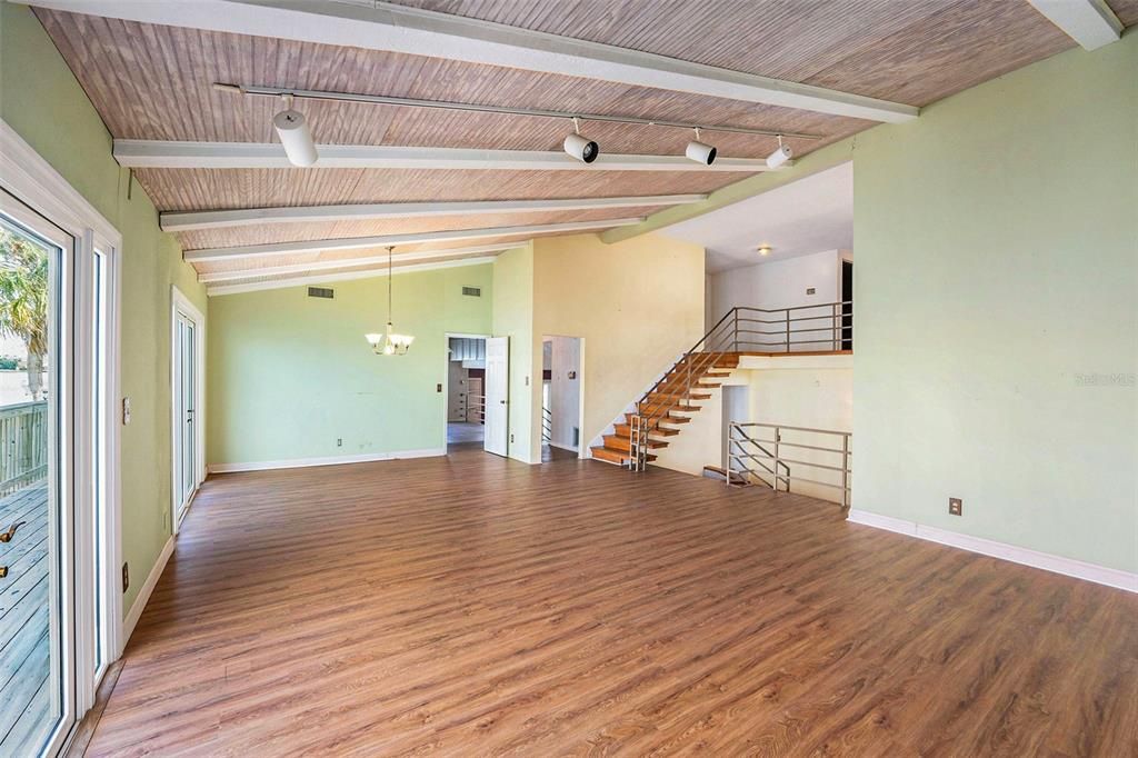 На продажу: $1,599,950 (4 спален, 3 ванн, 3622 Квадратных фут)