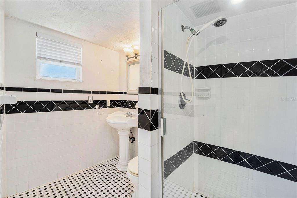 На продажу: $1,599,950 (4 спален, 3 ванн, 3622 Квадратных фут)