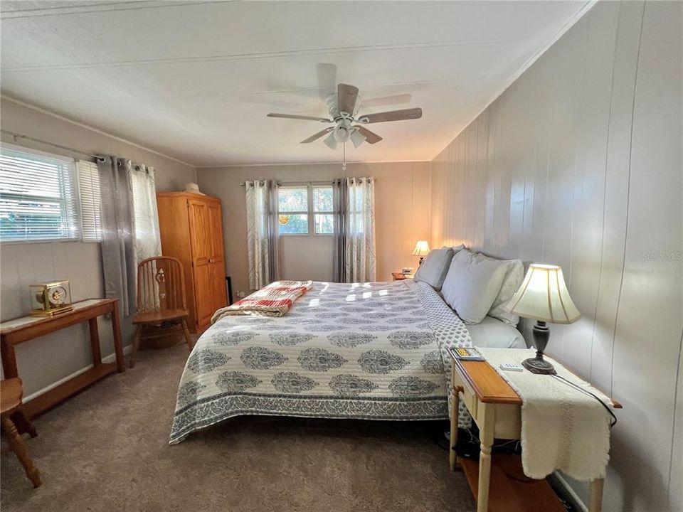 待售: $168,000 (2 贝兹, 2 浴室, 1152 平方英尺)