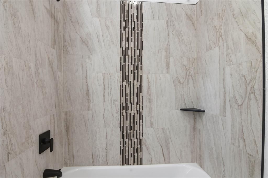 待售: $284,900 (3 贝兹, 2 浴室, 1061 平方英尺)