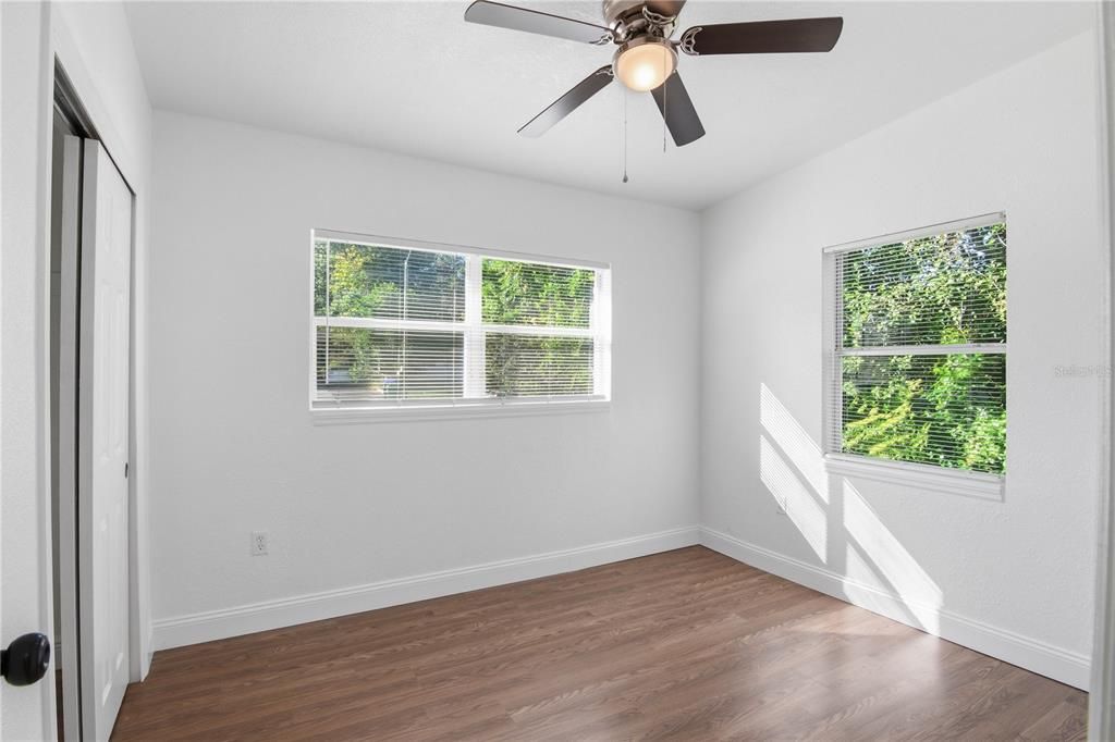 待售: $284,900 (3 贝兹, 2 浴室, 1061 平方英尺)