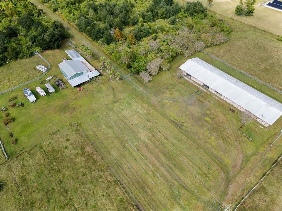 En Venta: $1,999,999 (19.37 acres)