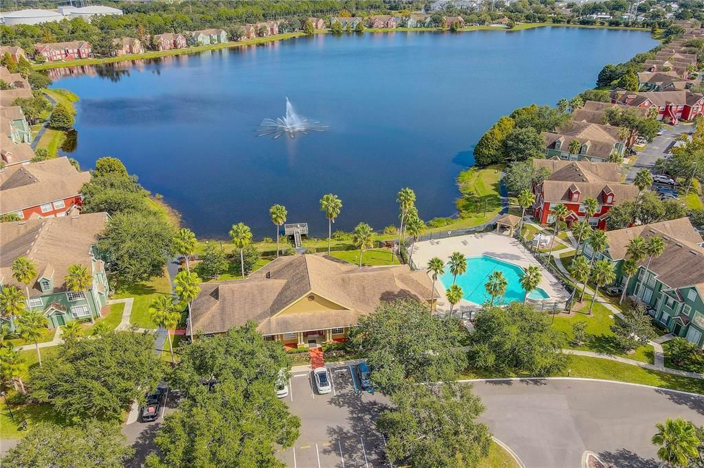 Под контрактом: $299,900 (3 спален, 2 ванн, 1578 Квадратных фут)