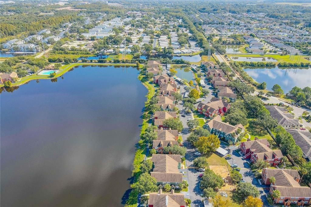 Под контрактом: $299,900 (3 спален, 2 ванн, 1578 Квадратных фут)