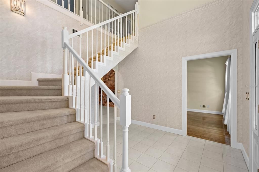 Active With Contract: $700,000 (4 beds, 3 baths, 2904 Square Feet)