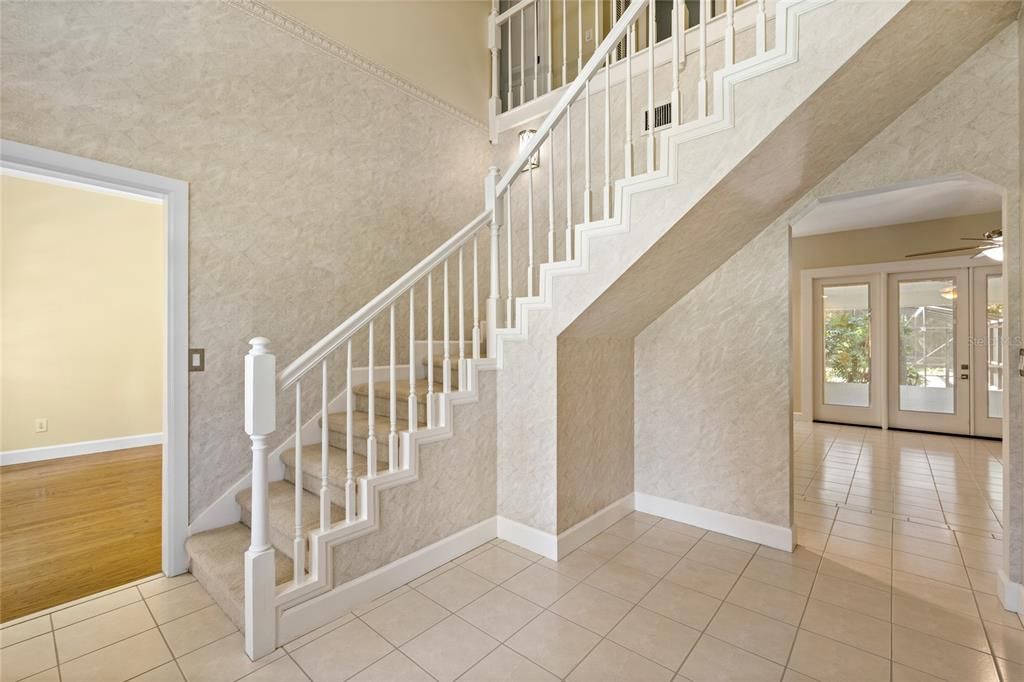 Active With Contract: $700,000 (4 beds, 3 baths, 2904 Square Feet)