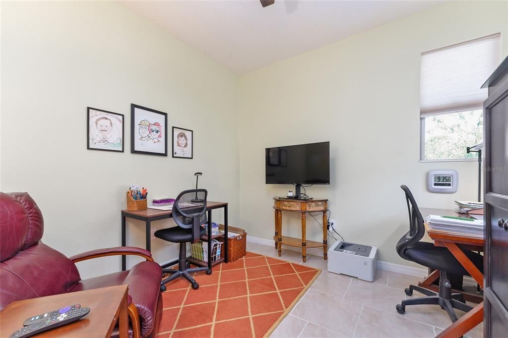 Active With Contract: $335,000 (2 beds, 2 baths, 1627 Square Feet)