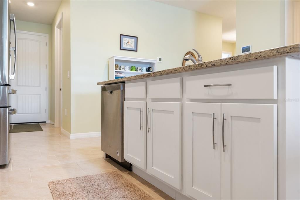 Active With Contract: $335,000 (2 beds, 2 baths, 1627 Square Feet)