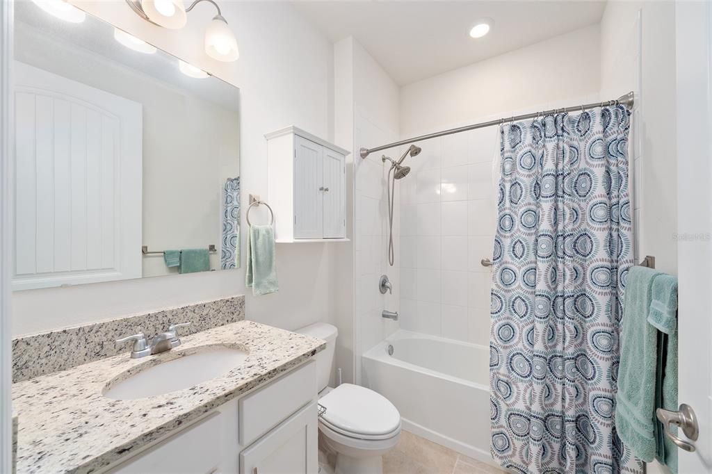 Active With Contract: $335,000 (2 beds, 2 baths, 1627 Square Feet)