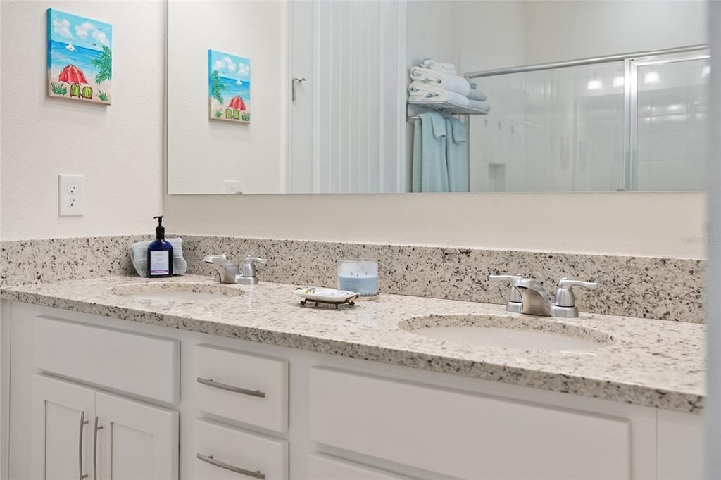 Active With Contract: $335,000 (2 beds, 2 baths, 1627 Square Feet)