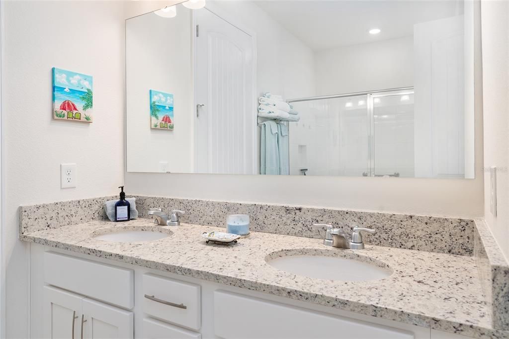 Active With Contract: $335,000 (2 beds, 2 baths, 1627 Square Feet)