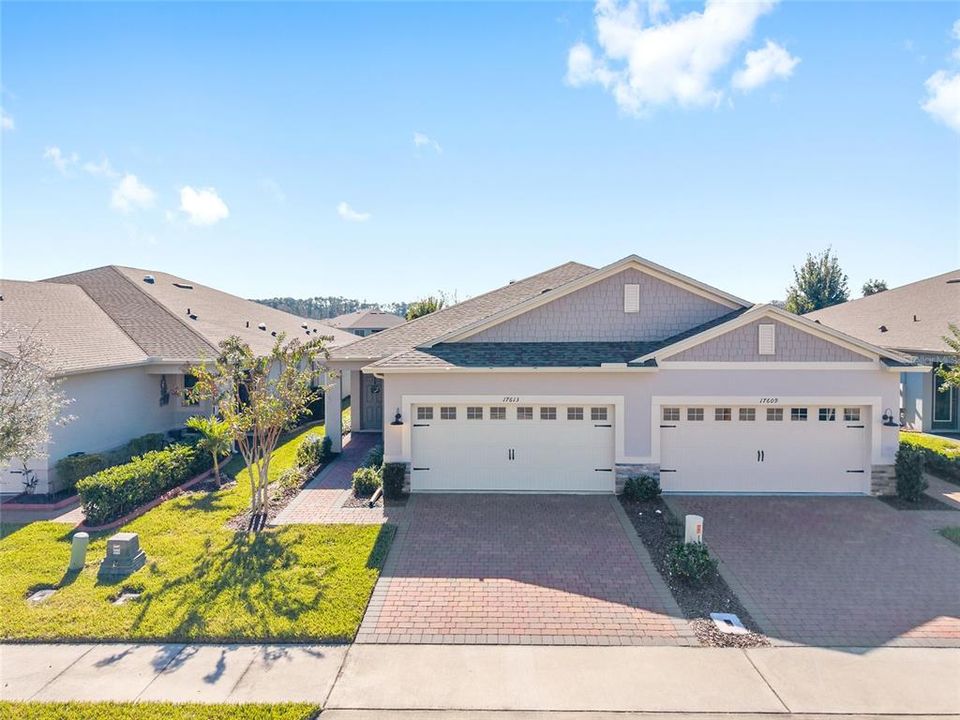 Active With Contract: $335,000 (2 beds, 2 baths, 1627 Square Feet)