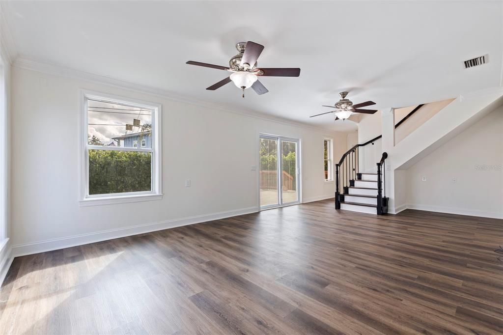 待售: $697,000 (4 贝兹, 3 浴室, 2320 平方英尺)