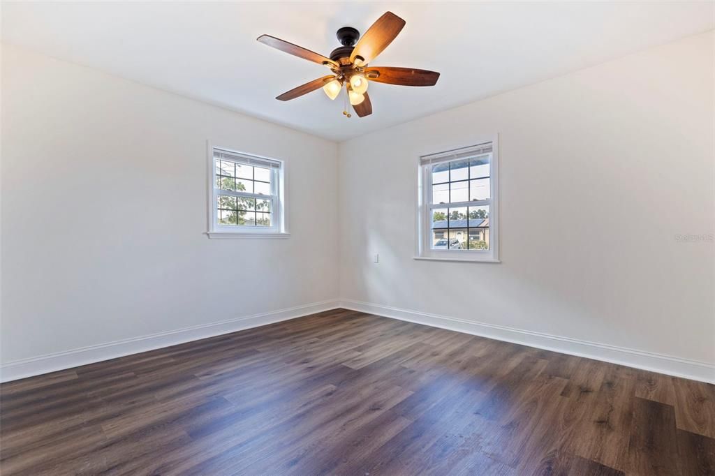 待售: $697,000 (4 贝兹, 3 浴室, 2320 平方英尺)