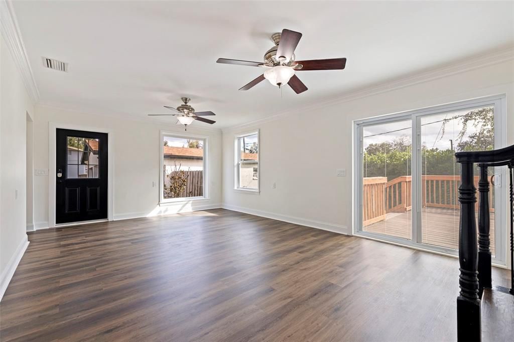 待售: $697,000 (4 贝兹, 3 浴室, 2320 平方英尺)