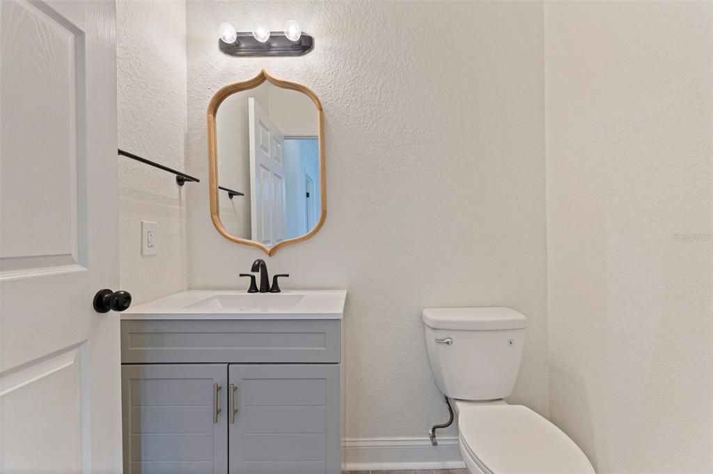 待售: $697,000 (4 贝兹, 3 浴室, 2320 平方英尺)