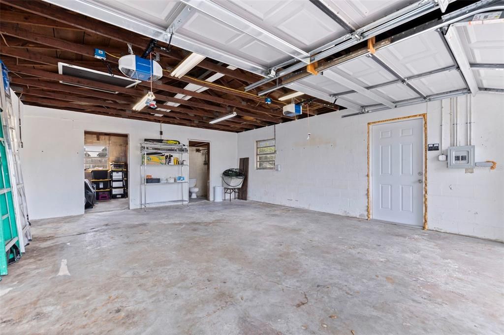 待售: $697,000 (4 贝兹, 3 浴室, 2320 平方英尺)