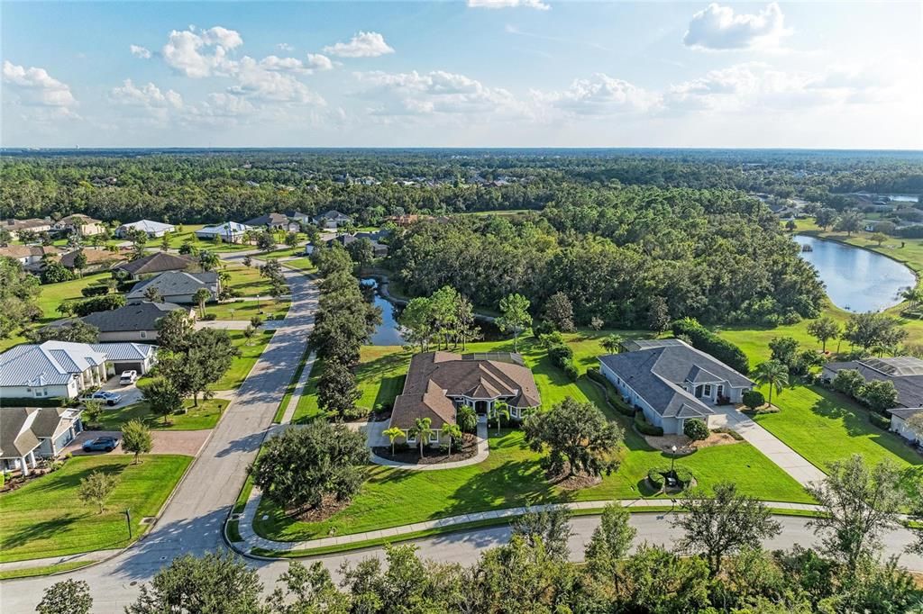 合同活跃: $825,000 (4 贝兹, 3 浴室, 3258 平方英尺)