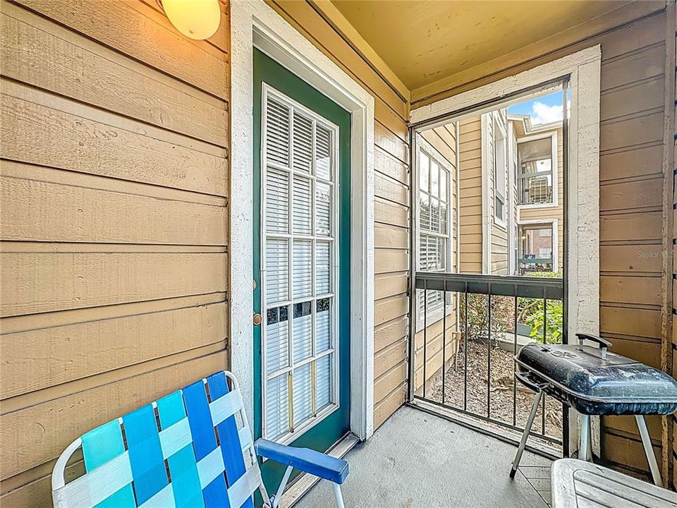 For Sale: $140,990 (1 beds, 1 baths, 660 Square Feet)