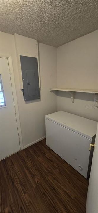 出租: $2,275 (3 贝兹, 2 浴室, 1565 平方英尺)