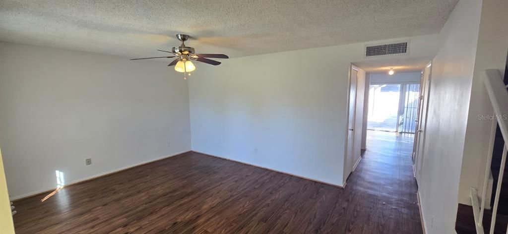 出租: $2,275 (3 贝兹, 2 浴室, 1565 平方英尺)